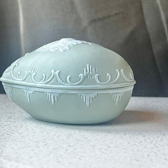 Antique Shafer & Vater Jasperware Heart Trinket Ring Box Courting Couple Grn W - Picture 6 of 13